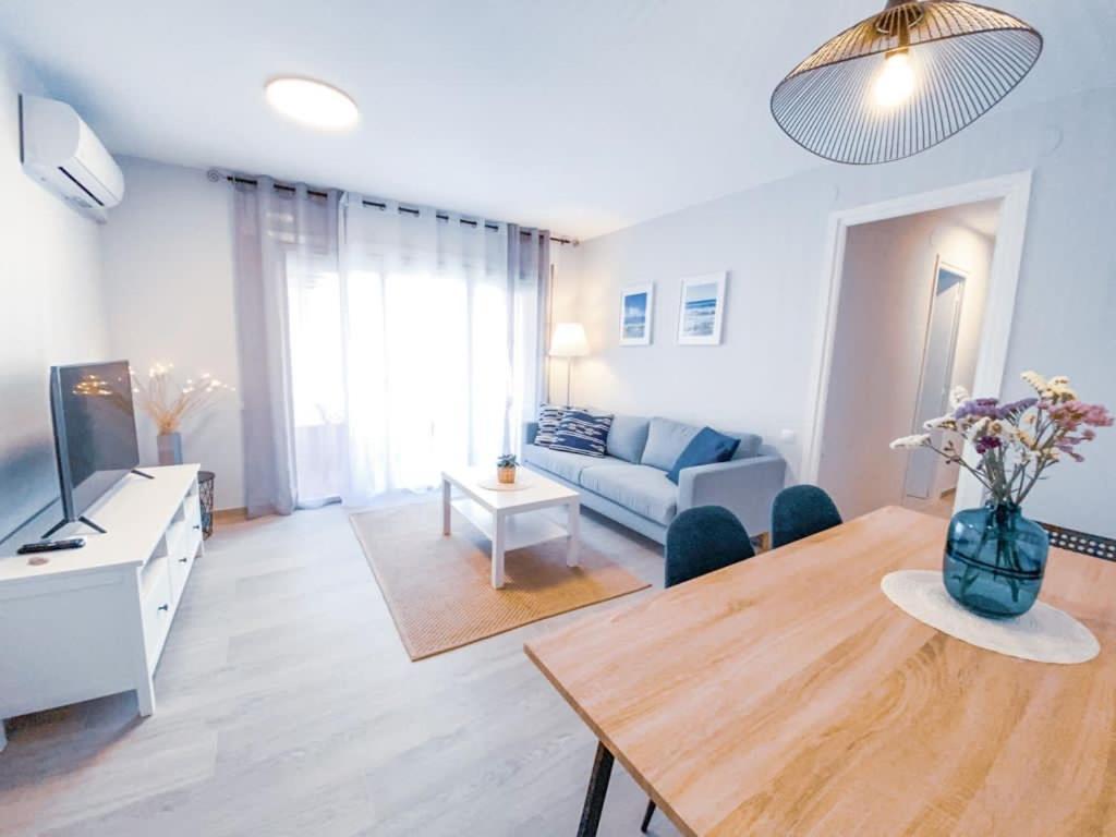 Apartamento a 1 minuto de la playa Torredembarra Exterior foto